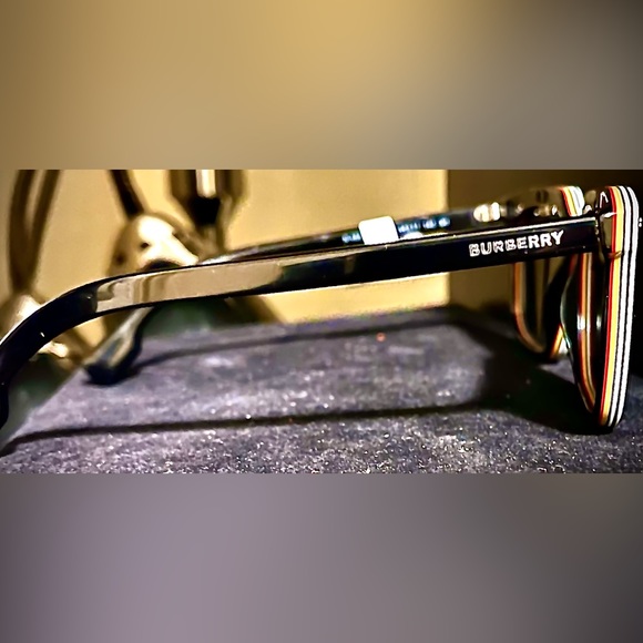 Brand New Burberry Sunglasses BE 4337 3798/87 Black/Dark Grey For Men Women - Picture 3 of 7